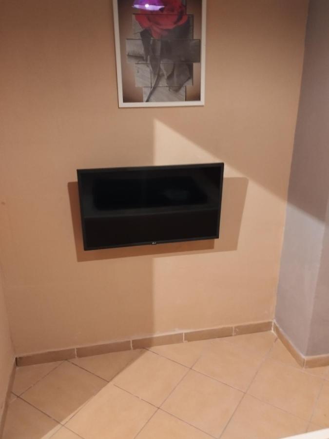 Cozy Apartment In 塞萨洛尼基 外观 照片